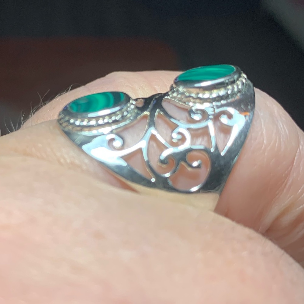 Solid Sterling Filigree Malachite Ring - image 3
